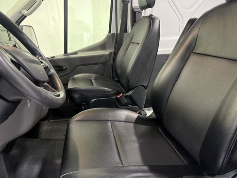 Used 2023 Ford Transit 250 Medium Roof AWD image 17