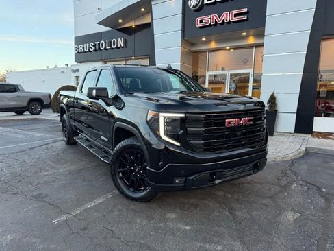 Used 2025 GMC Sierra 1500 Elevation w/ Elevation Premium Package image 5