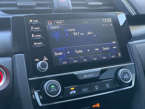 Used 2019 Honda Civic Sport image 10