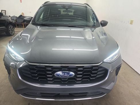 Used 2025 Ford Escape ST-Line FWD image 20