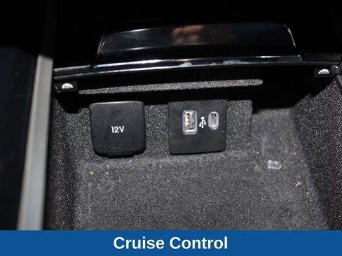 Used 2022 Lincoln Corsair AWD w/ Equipment Group 101A image 18