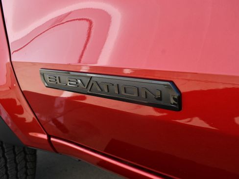 New 2026 GMC Canyon Elevation w/ Convenience Package RWD image 12