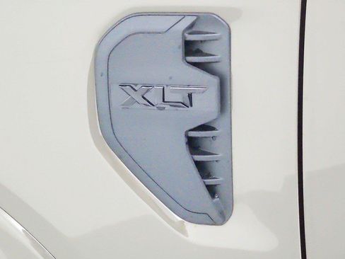New 2026 Ford Ranger XLT w/ Equipment Group 301A High AWD/4WD image 13