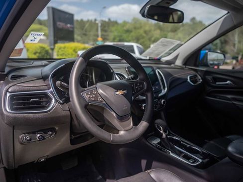 Used 2024 Chevrolet Equinox Premier FWD image 9