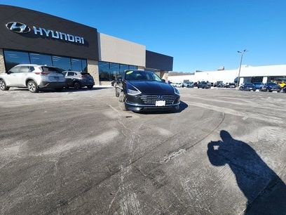 Used 2023 Hyundai Sonata Limited w/ Cargo Package