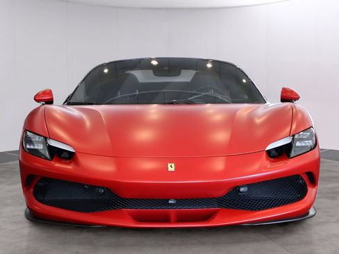 Used 2024 Ferrari 296 GTS RWD image 2