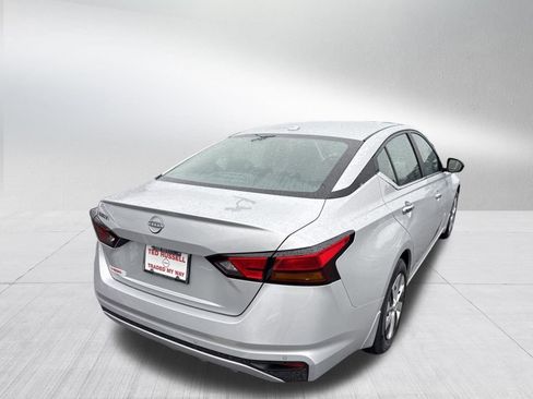 New 2025 Nissan Altima 2.5 S image 6