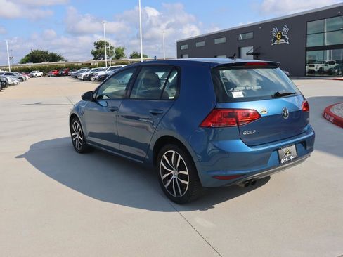 Used 2015 Volkswagen Golf 4-Door image 3
