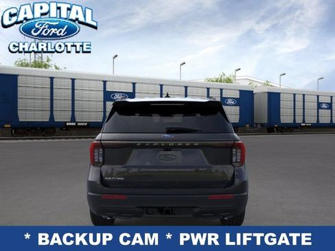 New 2026 Ford Explorer Active RWD image 5