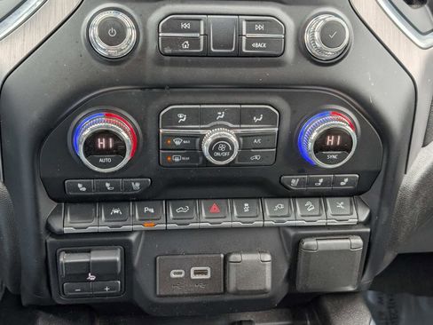 Certified 2022 GMC Sierra 1500 Denali w/ Denali Premium Package image 25