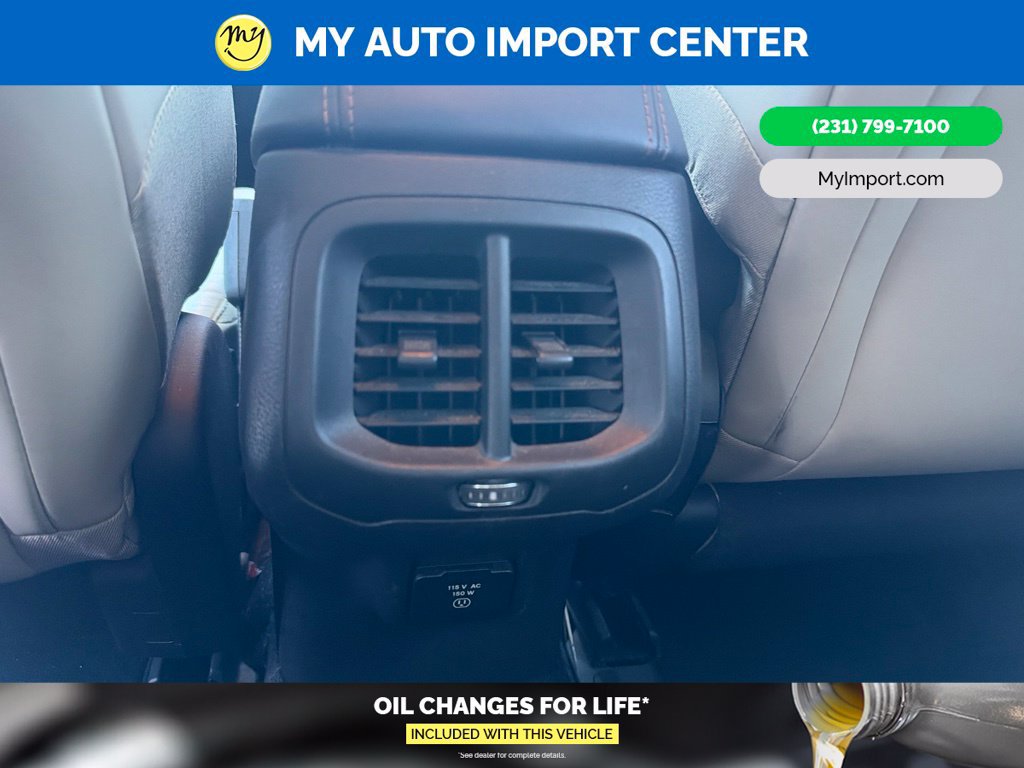 Used 2017 Jeep Cherokee Limited w/ Trailer Tow Group AWD/4WD image 24