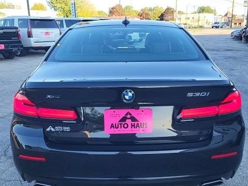 Used 2023 BMW 530i xDrive w/ Executive Package AWD/4WD image 23