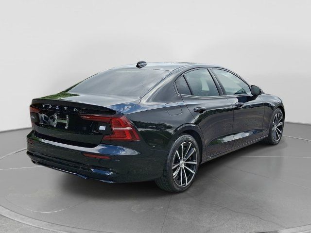 Used 2023 Volvo S60 T8 Plus AWD/4WD image 6
