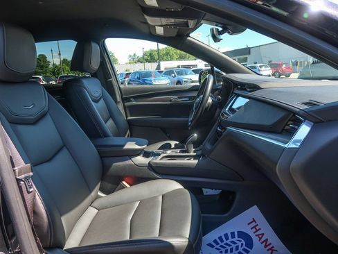 Used 2023 Cadillac XT5 Luxury AWD/4WD image 18