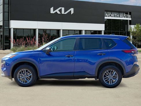 Used 2023 Nissan Rogue S image 4