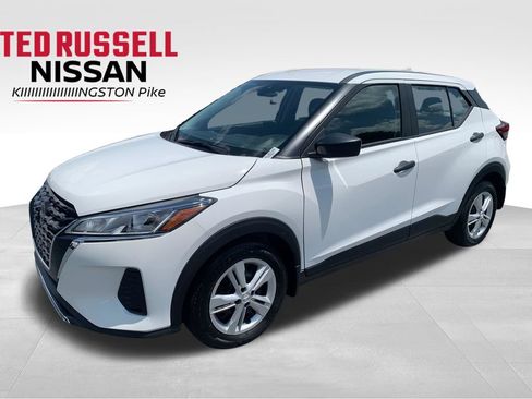 Used 2025 Nissan Kicks Play S FWD image 1