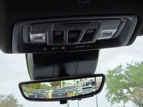 New 2026 GMC Sierra 1500 Denali Ultimate AWD/4WD image 9