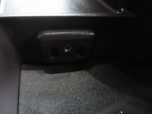 Used 2018 Chevrolet Camaro SS image 10