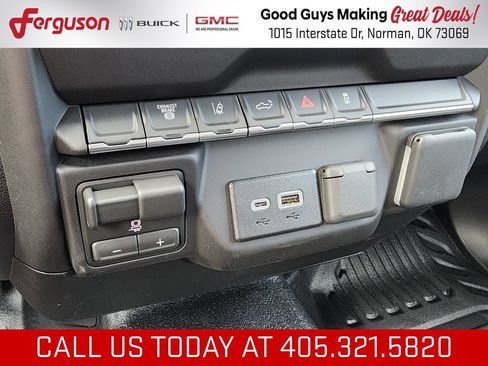 New 2026 GMC Sierra 3500 Pro AWD/4WD image 36