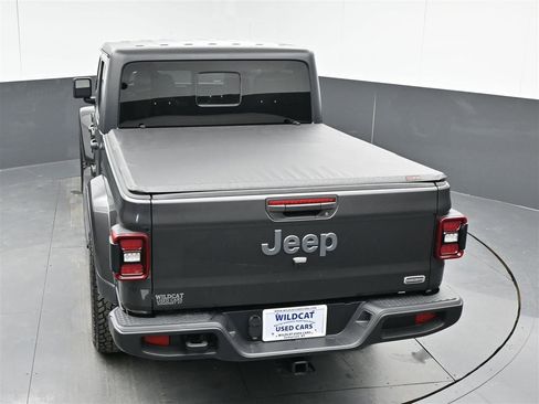 Used 2023 Jeep Gladiator Overland w/ Popular Equipment Package image 26