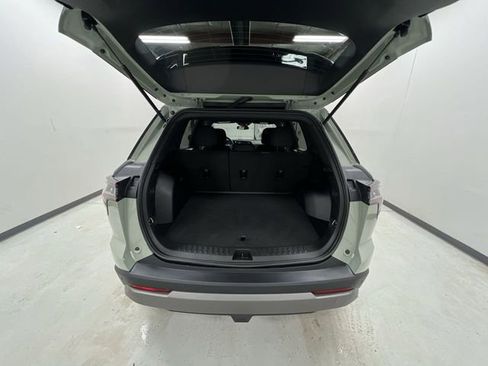 Used 2026 Chevrolet Equinox LT image 25