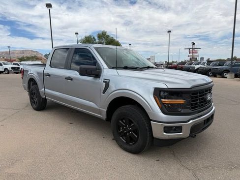 Used 2025 Ford F150 XL w/ Equipment Group 103A High AWD/4WD image 3