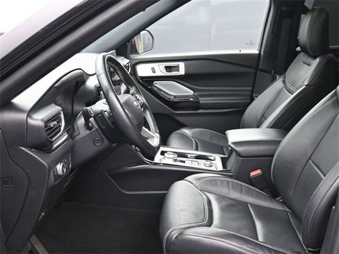 Used 2021 Ford Explorer ST w/ Equipment Group 401A image 22