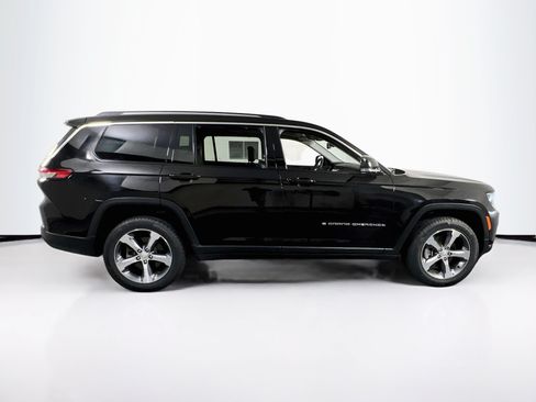 Used 2023 Jeep Grand Cherokee L Limited w/ Luxury Tech Group II AWD/4WD image 4