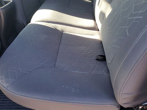 Used 2016 Toyota Tacoma TRD Sport image 15