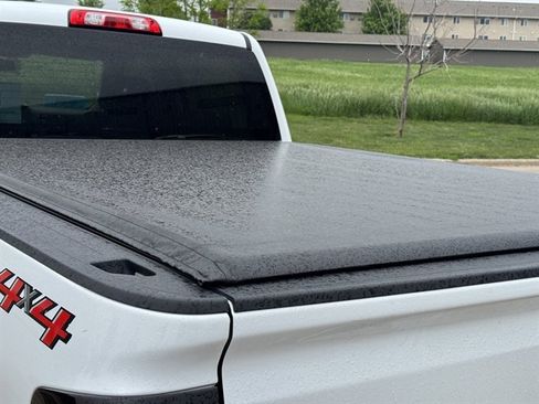 Used 2019 Chevrolet Silverado 2500 LT w/ LT Plus Package AWD/4WD image 5