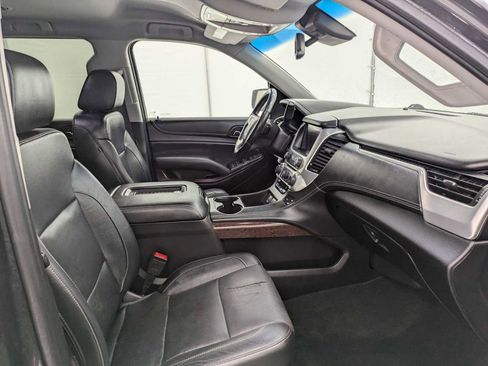 Used 2017 GMC Yukon XL SLT image 23