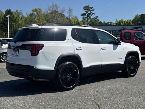 Certified 2023 GMC Acadia SLT w/ Elevation Edition image 10