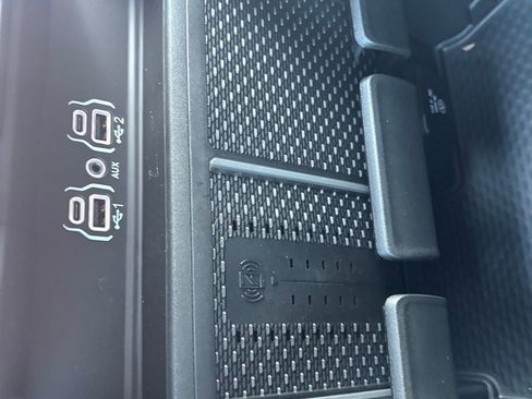 New 2026 RAM 1500 4x4 Crew Cab image 14