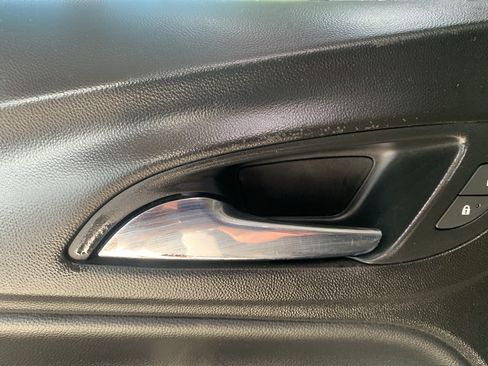 Used 2020 Chevrolet Equinox LT FWD image 26
