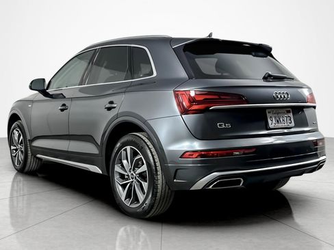 Used 2023 Audi Q5 2.0T Premium Plus w/ Premium Plus Package AWD/4WD image 3