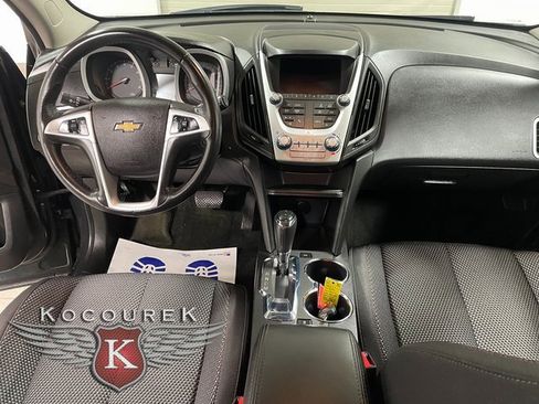 Used 2017 Chevrolet Equinox LT w/ Convenience Package image 13