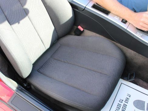 Used 2007 Chrysler Crossfire Convertible w/ Special Edition Group image 13