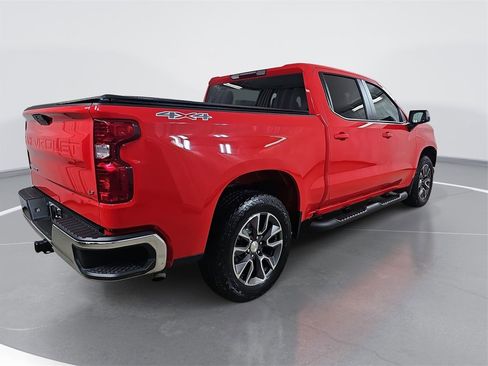 Certified 2022 Chevrolet Silverado 1500 LT image 3