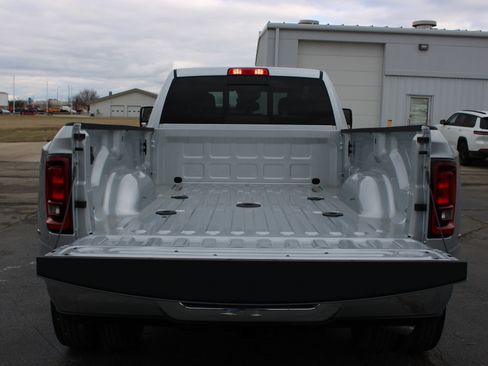 New 2026 RAM 3500 Tradesman image 12
