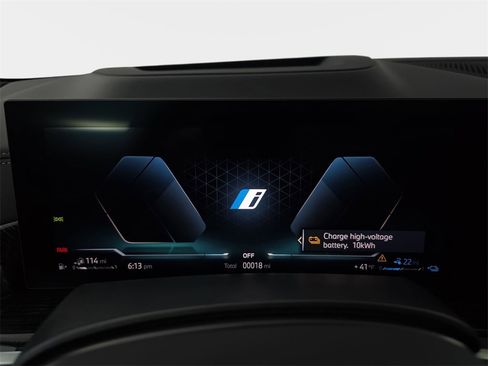 New 2026 BMW X5 xDrive50e w/ Executive Package image 19