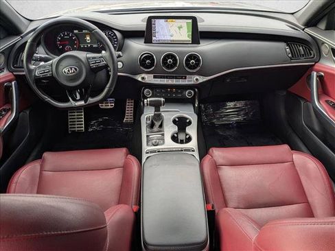 Used 2018 Kia Stinger GT1 RWD image 18