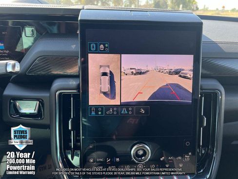 Certified 2025 GMC Yukon AT4 AWD/4WD image 19