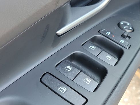 Used 2026 Hyundai Elantra SE FWD image 22
