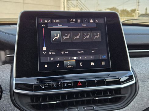 Used 2025 Jeep Compass Latitude image 10