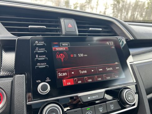 Used 2020 Honda Civic Sport image 19