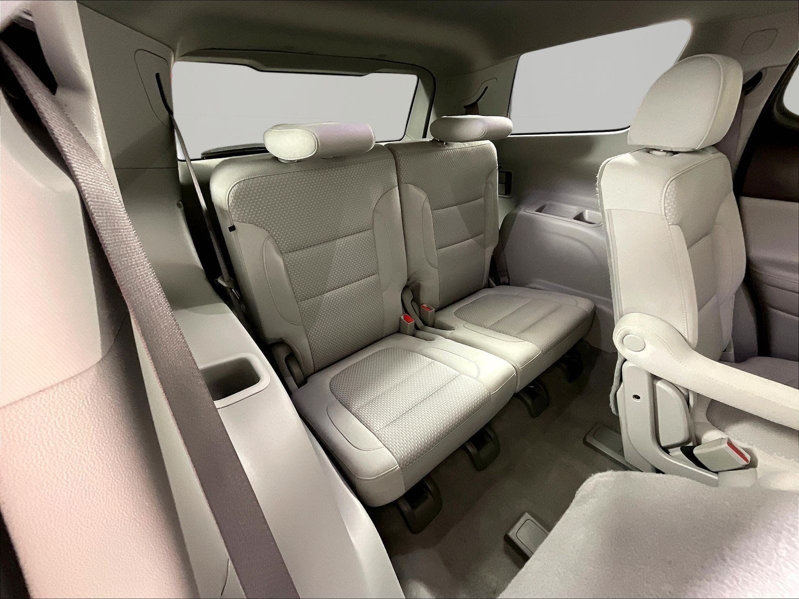 Used 2021 GMC Acadia SLE FWD image 26