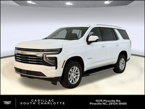 Used 2025 Chevrolet Tahoe LT AWD/4WD image 1