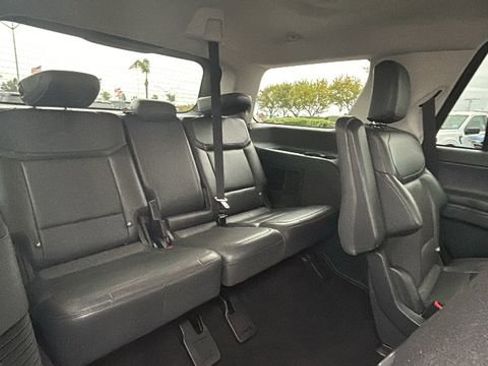 Certified 2025 Ford Expedition Active image 14