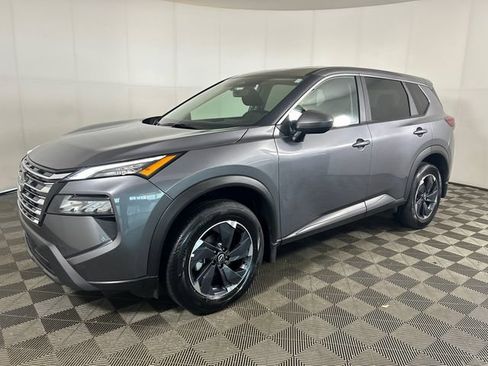Certified 2026 Nissan Rogue SV w/ Cold Weather Package AWD/4WD image 6