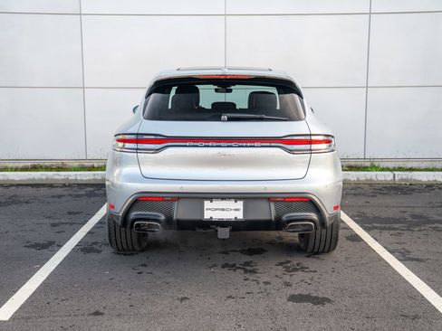 New 2026 Porsche Macan image 7